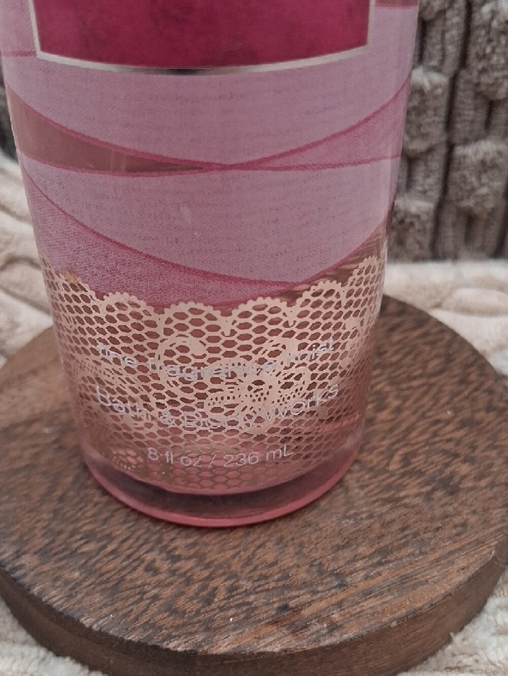 Pink Cashmere Body Fine Fragrance Mist Retired - Picture 5 of 7